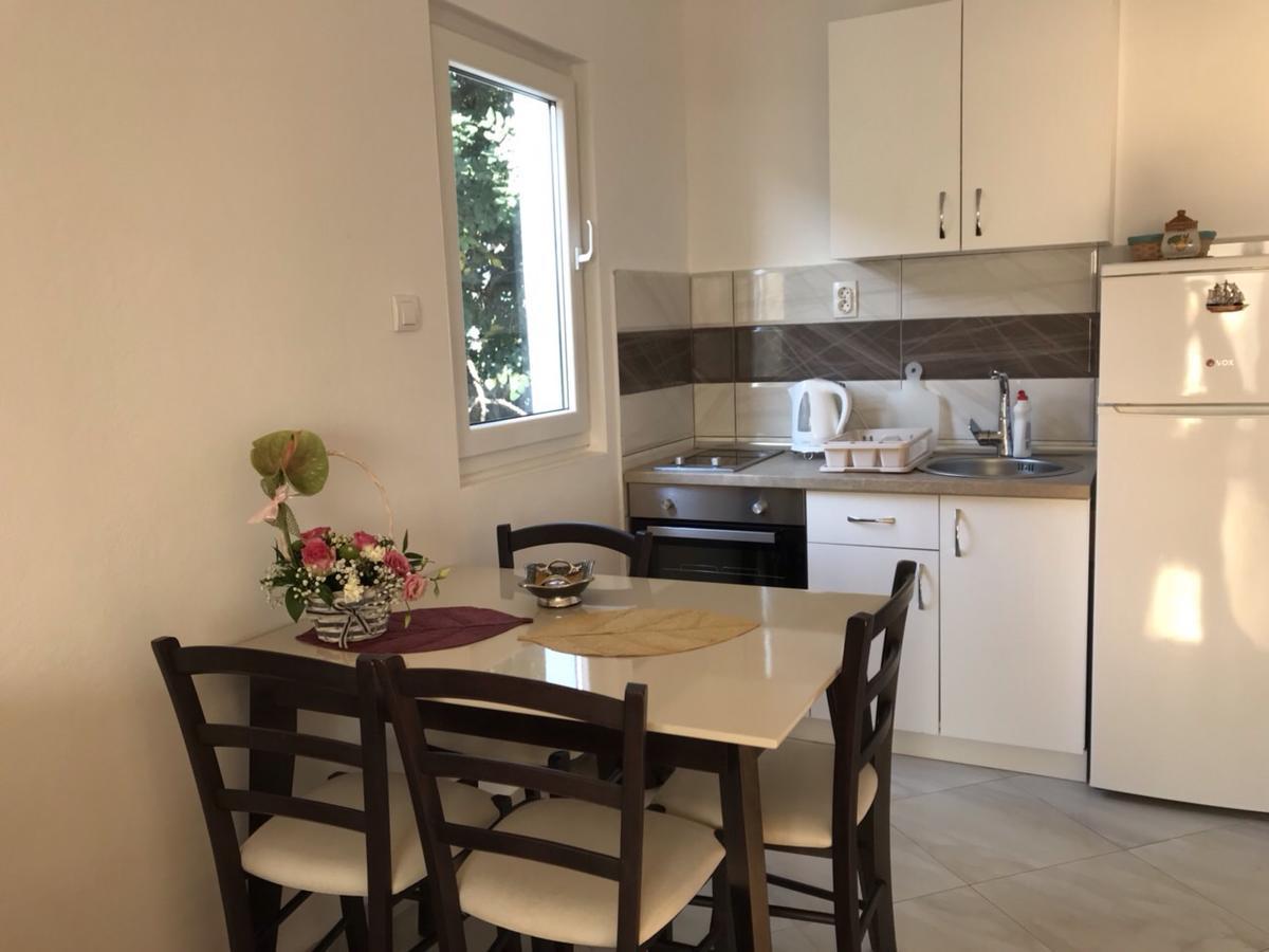 Apartmani Roganovic Luštica Extérieur photo